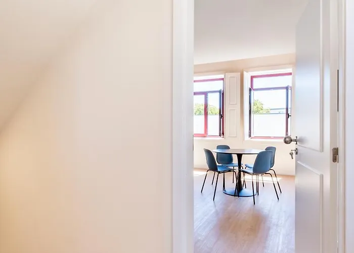 Viva Serralves Vintage House